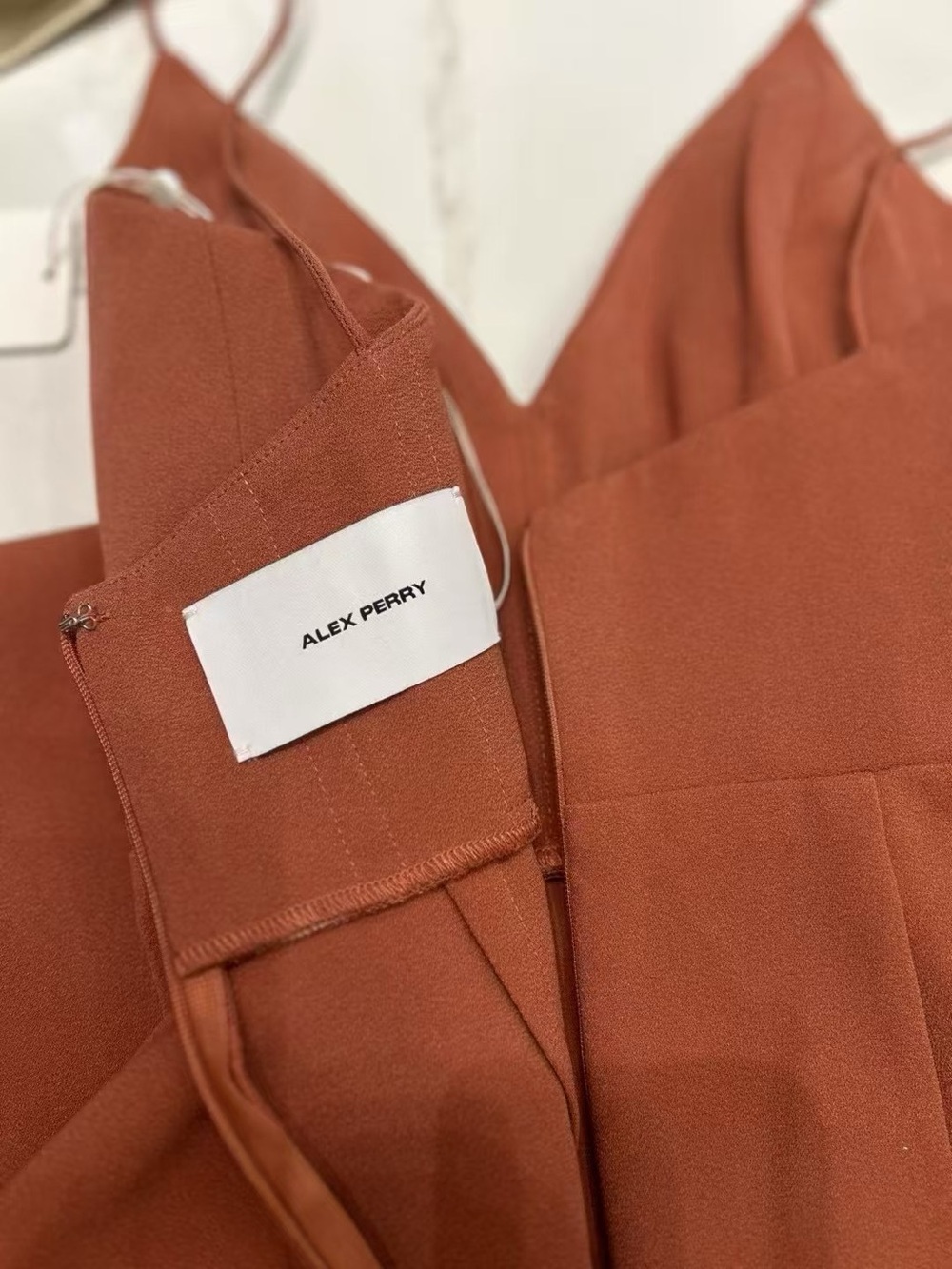 NWOT Alex Perry Spaghetti V Neck Midi Dress in Rust Red, Size US 6 - Picture 8 of 9